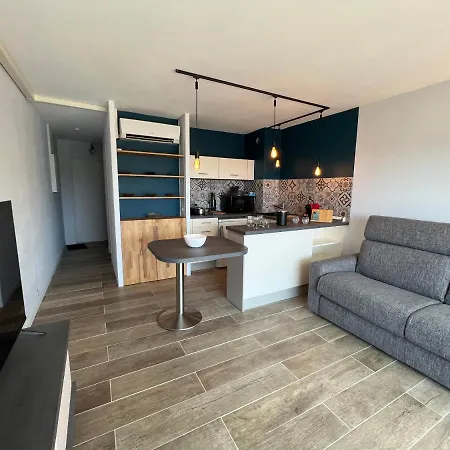 Baie Des Anges Apartamento *